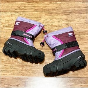 Sorel Flurry plum/pink snow boot